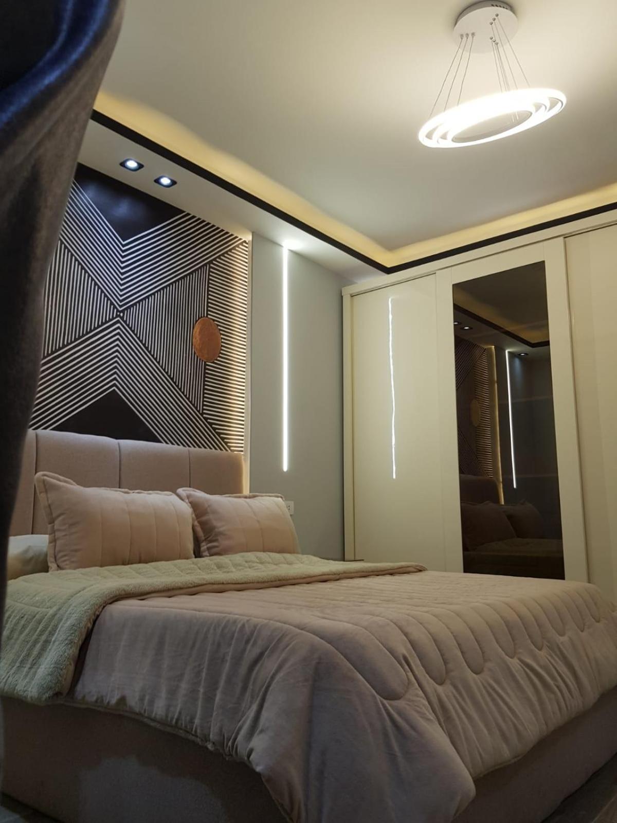 الجيزه شارع جامعه الزراعه * Cairo