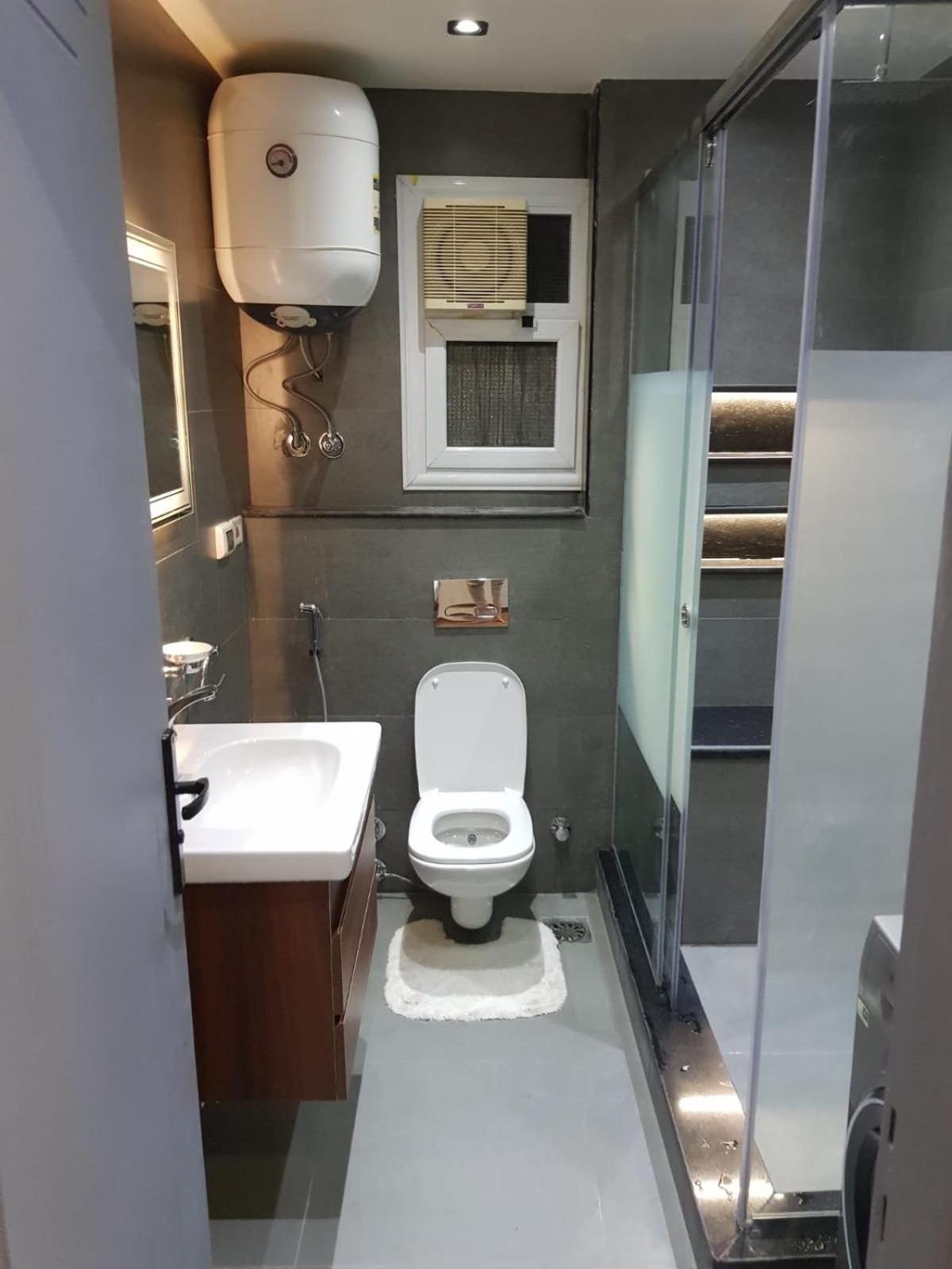 الجيزه شارع جامعه الزراعه *